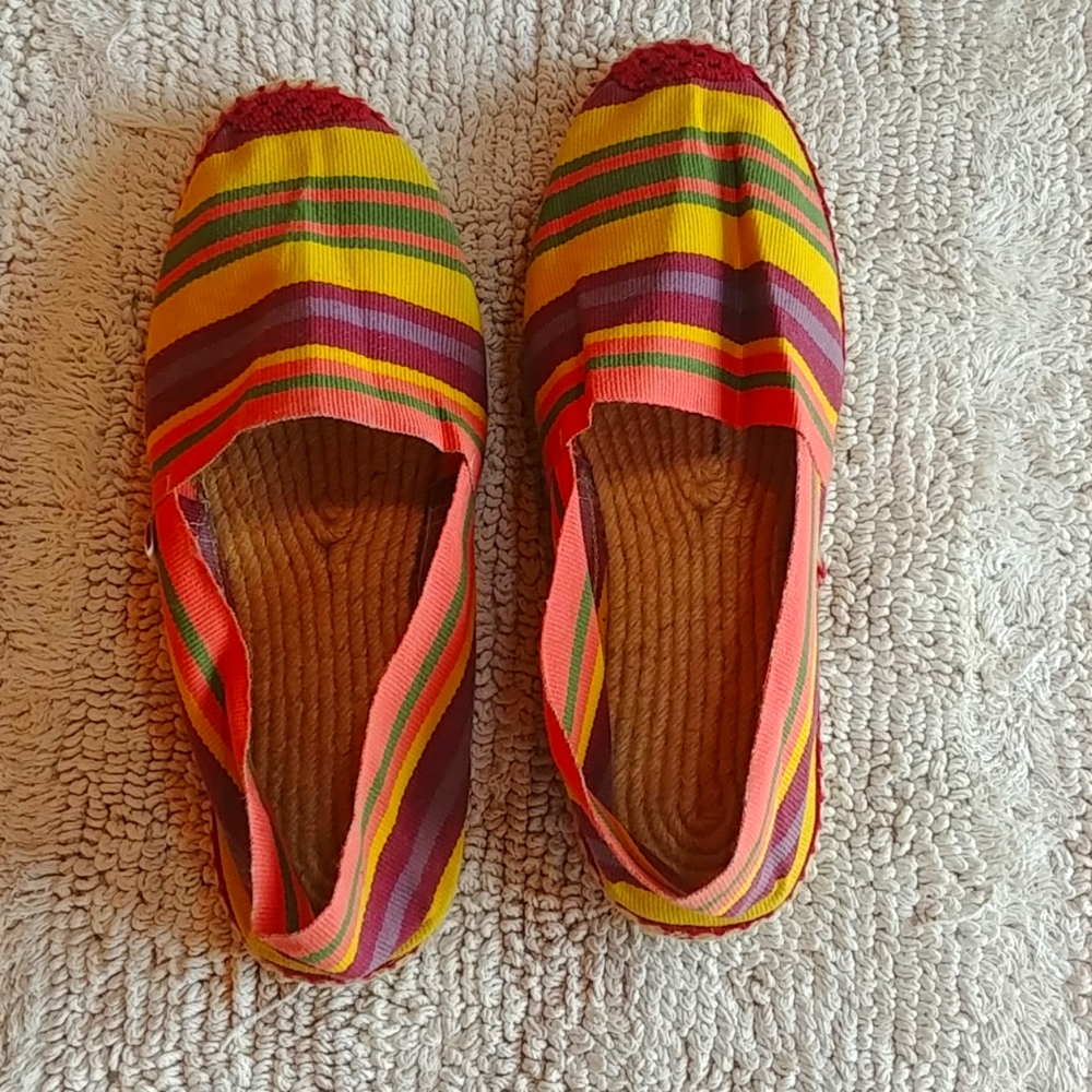 Rainbow flats